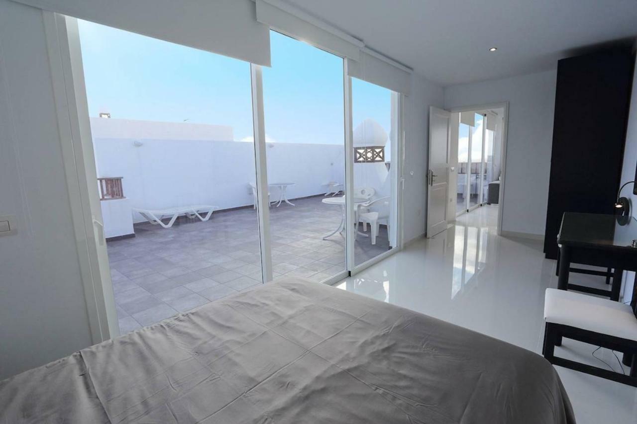 Daruma Apartments 3-Bedroom Penthouse With Sea Views กอสตา เตกีสเซ ภายนอก รูปภาพ